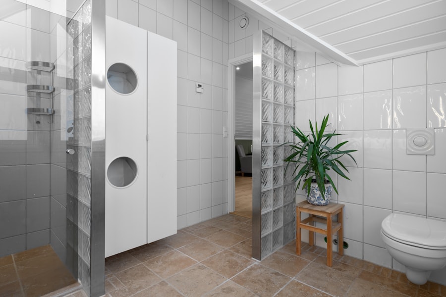 Photo bathroom furniture with integrated storage